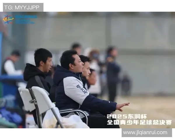 成都足球队在足球耐力排行榜中荣登第三名展现出卓越的体能实力